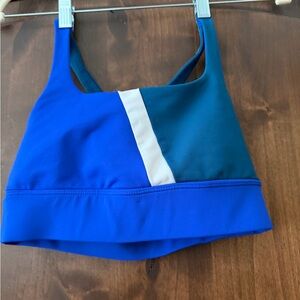 2 bundled DYI Blue Colorblock Sports Bra with White & Orange Accents & leggings